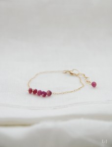couture6-pinkbracelet_1