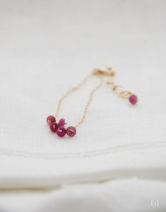 couture6-pinkbracelet_3